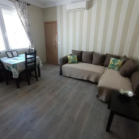 Apartamento, Dos Dormitorios, Tipo Atico Cerca Del Centro *